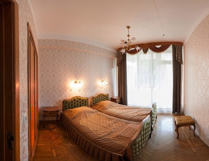 1-мест.(разм. в 2-мест.) 2-комн. полулюкс, корп. 1 - Санаторий «Морской прибой» Ялта