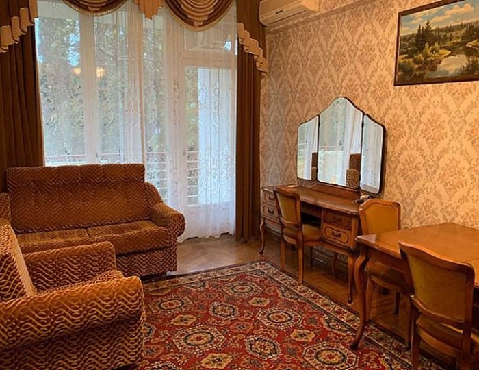 1-мест.(разм. в 2-мест.) 2-комн. полулюкс, корп. 1 - Санаторий «Морской прибой» Ялта